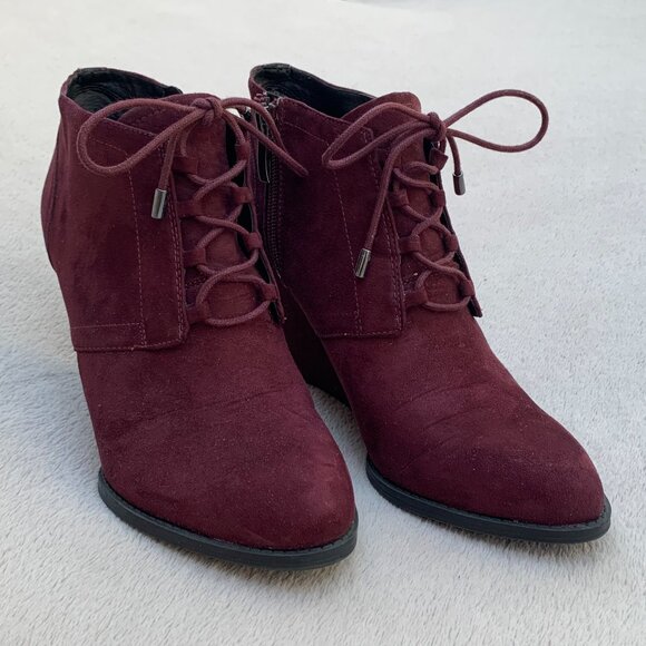 Franco Sarto Lennon Faux Suede Wedge Booties Sz 7.5 - Picture 3 of 16